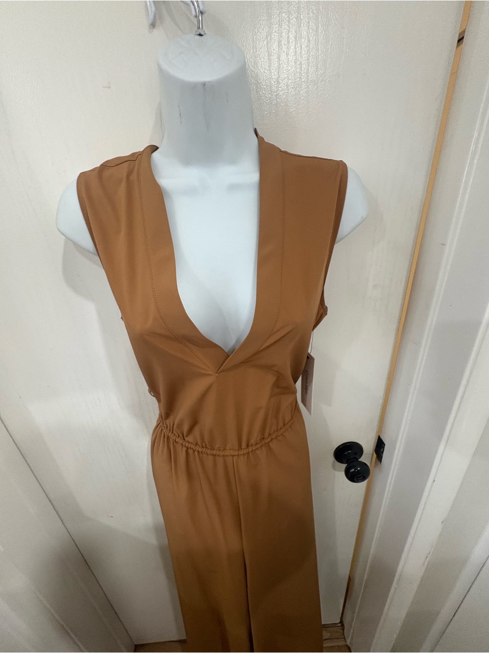 Minimalist quiet luxury cocktail Sleeveless V-Neck Wide Leg Jumpsuit in Caramel - Picture 8 of 8